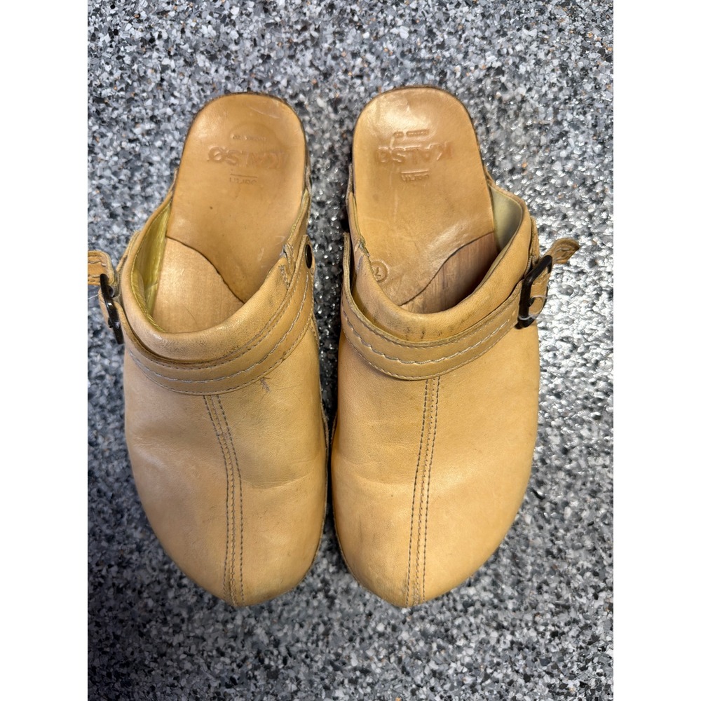 Kalso Earth Copenhagen Shanti Tan Leather Studded Negative Heel Clogs Portugal